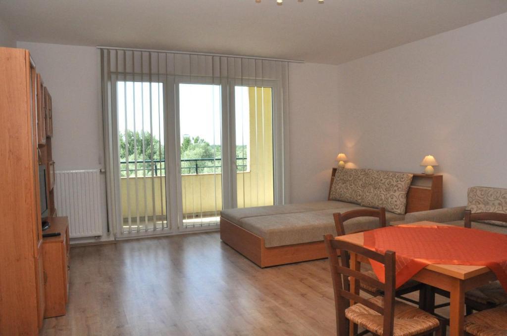 Tisza Palota Apartmanok Segedin Oda fotoğraf