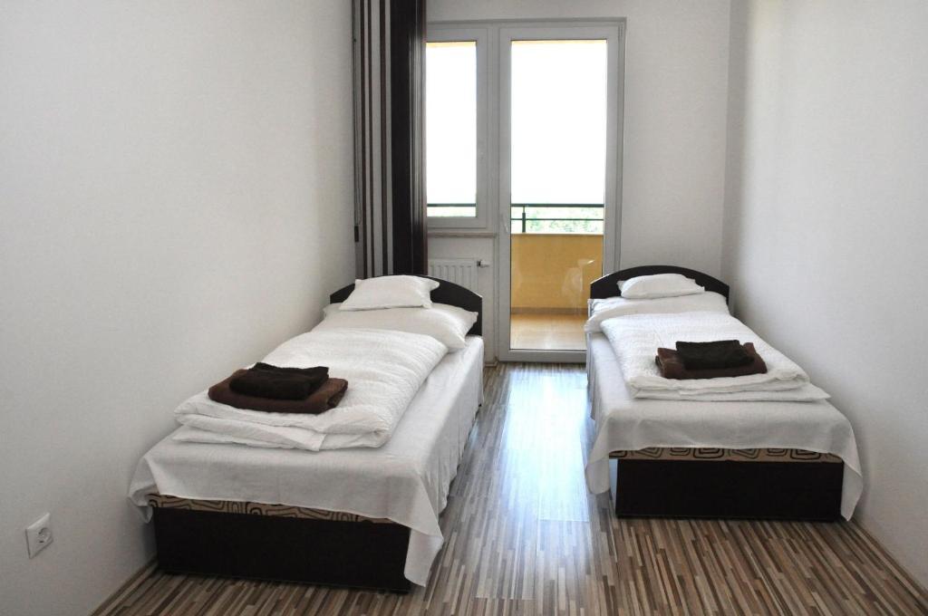Tisza Palota Apartmanok Segedin Oda fotoğraf