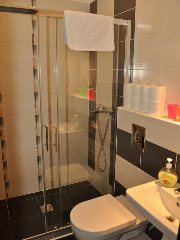 Tisza Palota Apartmanok Segedin Oda fotoğraf