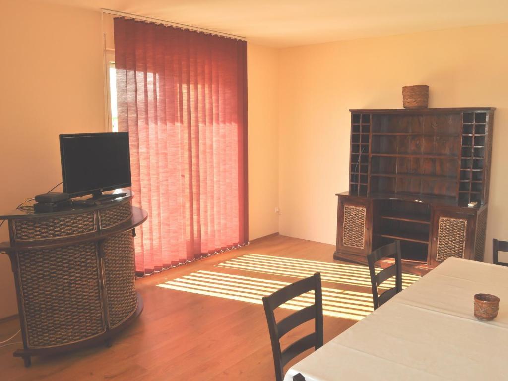 Tisza Palota Apartmanok Segedin Oda fotoğraf